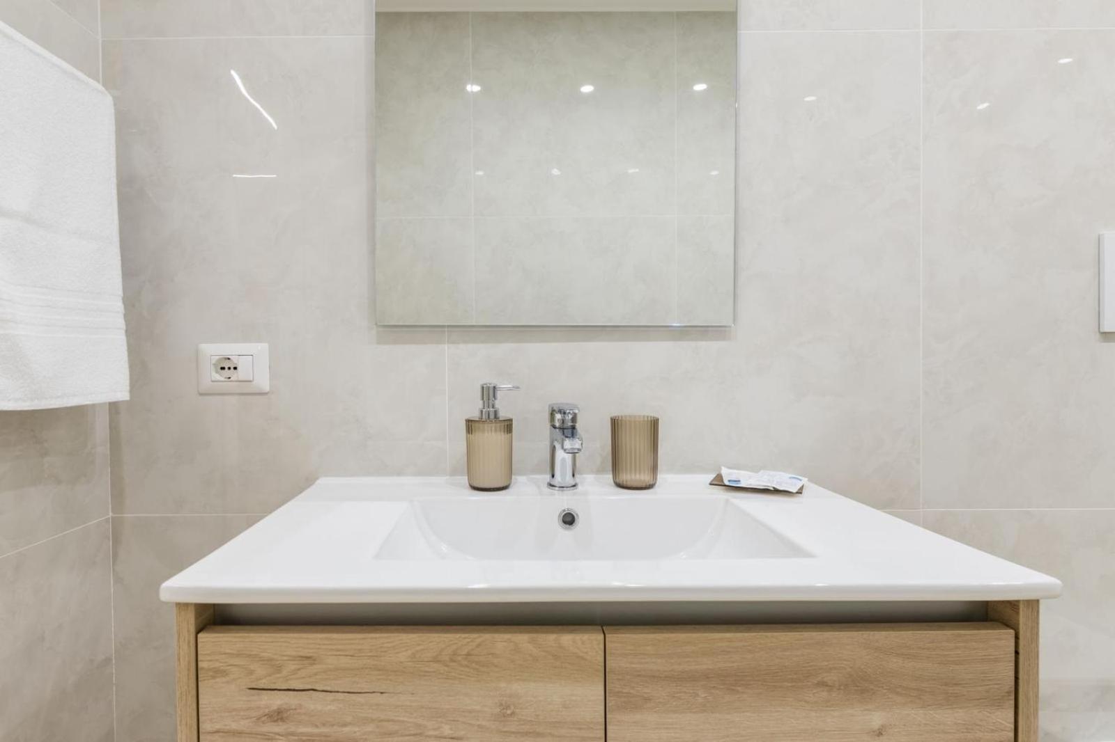נאפולי Graziano Home Airport מראה חיצוני תמונה